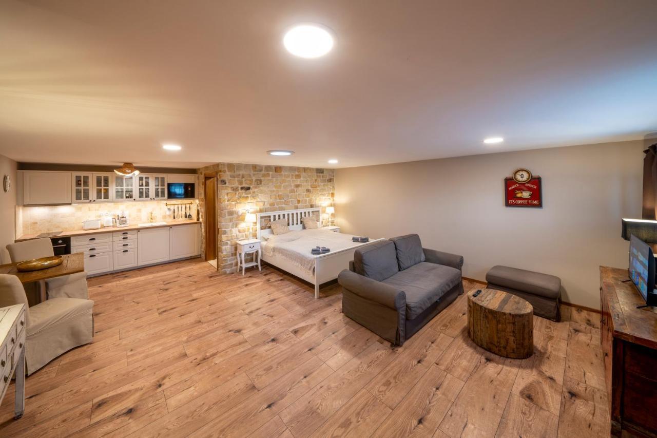 Prague West - Studio Chyne Terrace المظهر الخارجي الصورة