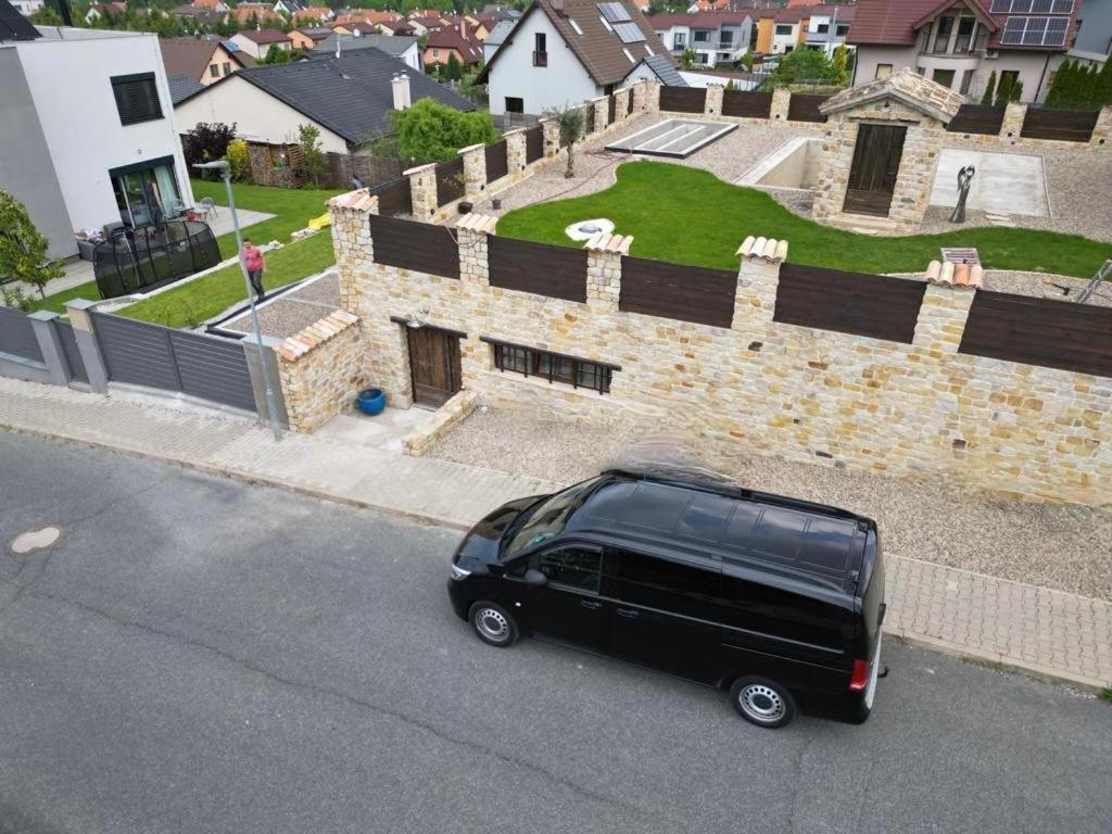 Prague West - Studio Chyne Terrace المظهر الخارجي الصورة
